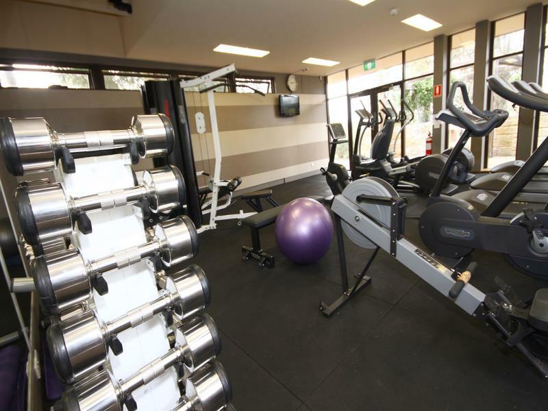 Chateau Elan At The Vintage Поколбин Экстерьер фото The gym at the University of Western Australia